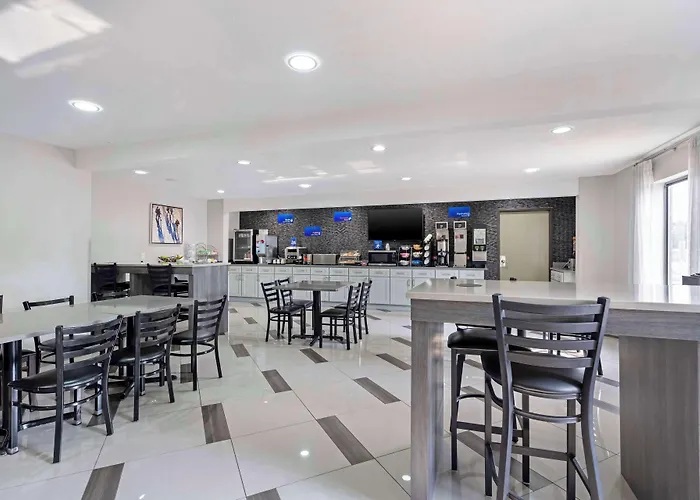 Western Hotel 3*